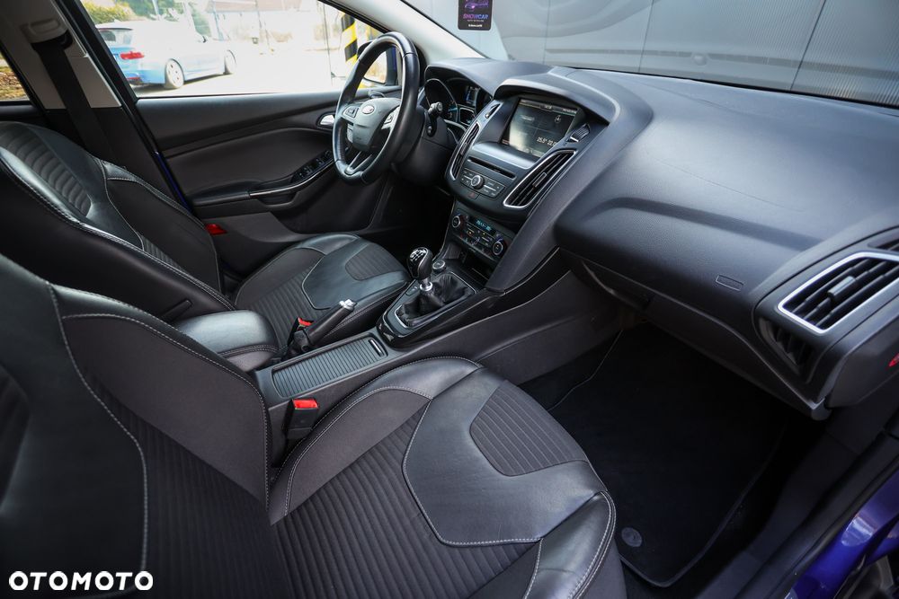Ford Focus 1.0 EcoBoost Titanium ASS - 14