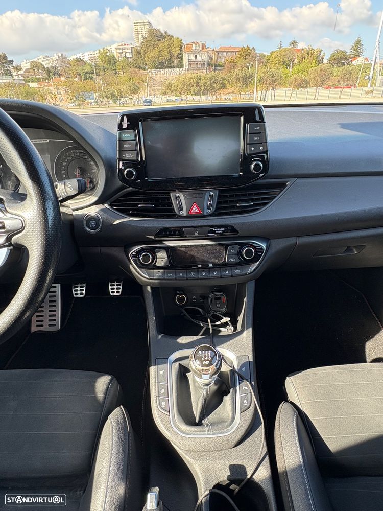 Hyundai i30 N 2.0 T-GDI Performance - 27