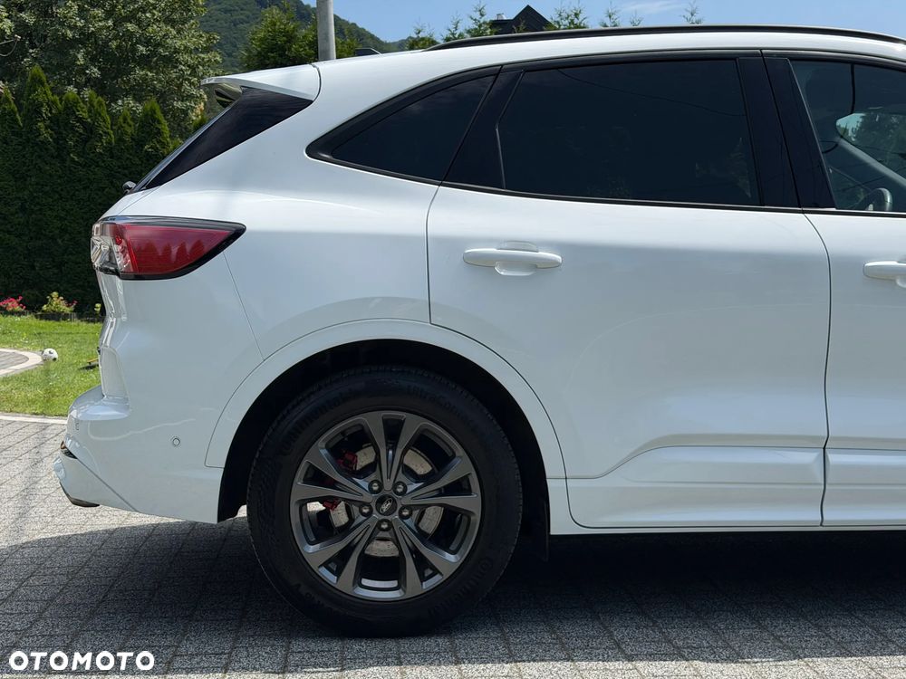 Ford Kuga 2.5 Duratec FHEV 4x4 ST-LINE X - 14