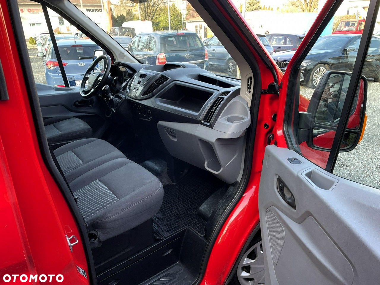 Ford Transit - 26