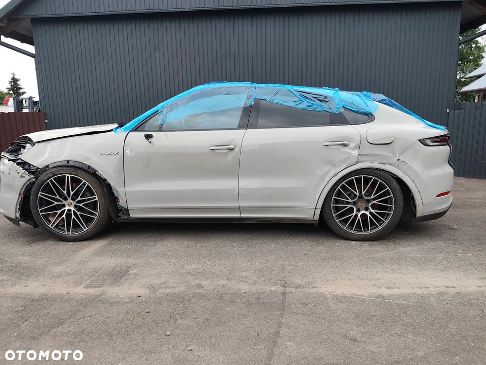 Porsche Cayenne S E-Hybrid Tiptronic S - 3