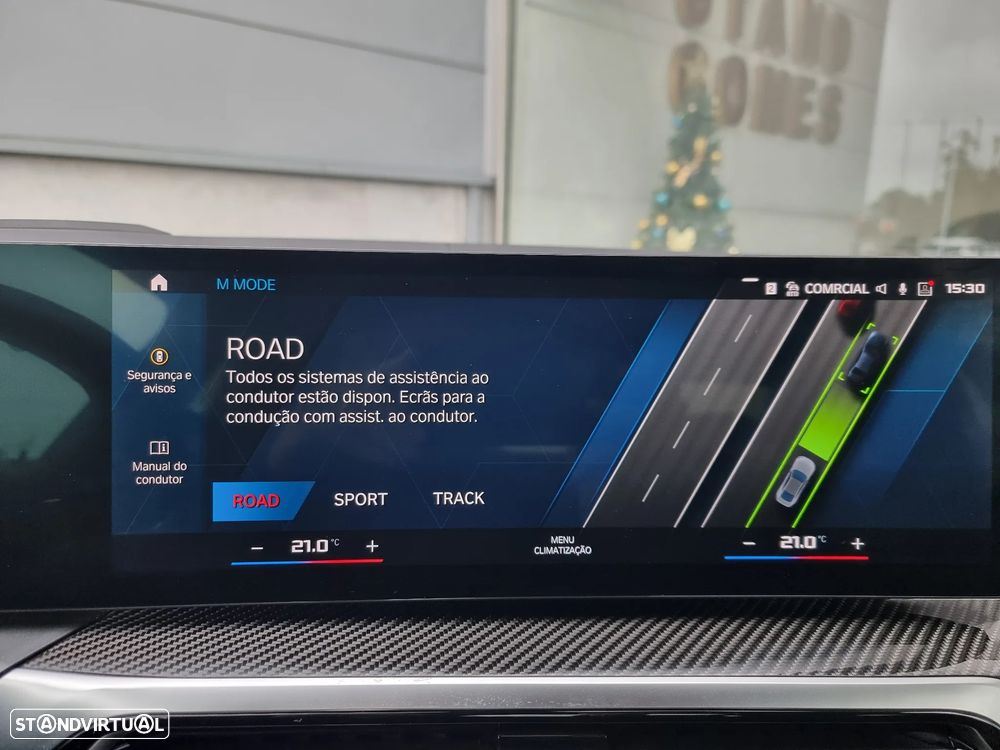 BMW M4 Competition M xDrive - 33