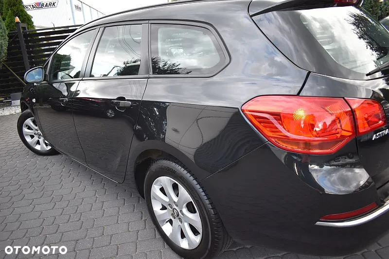Opel Astra IV 1.6 Sport - 25