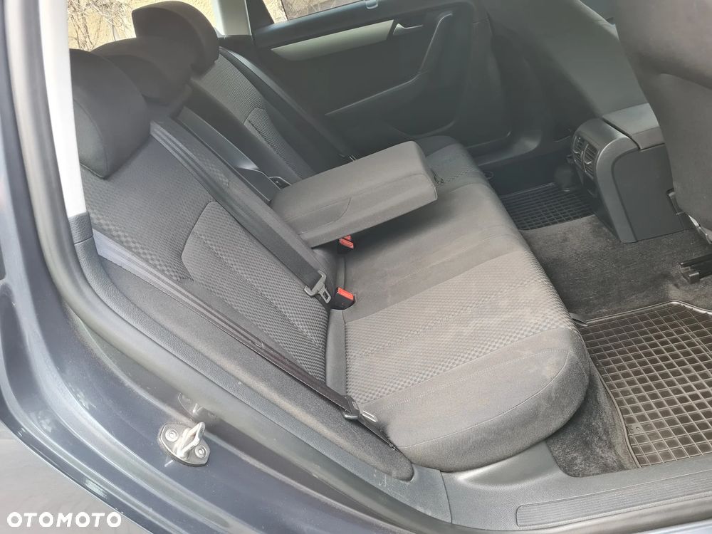 Volkswagen Passat 2.0 TDI Comfortline Optimum - 20