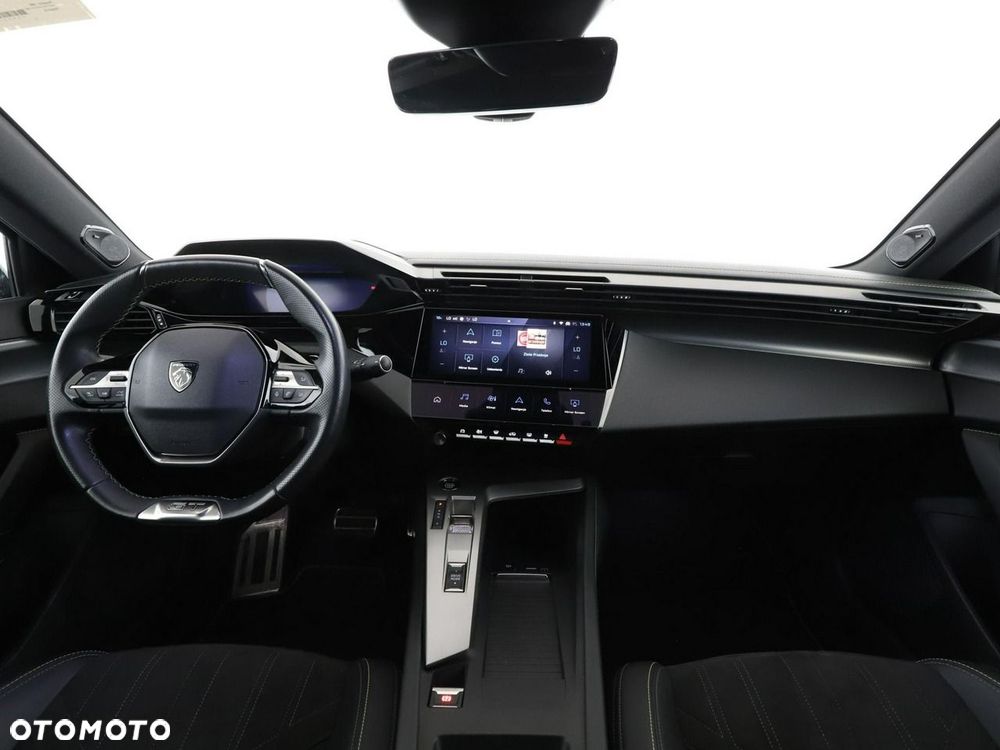 Peugeot 408 1.6 Plug-In Hybrid 225 GT EAT8 - 16