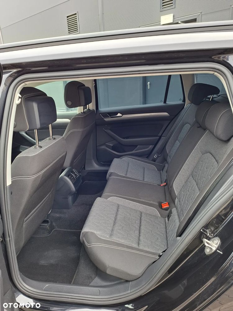 Volkswagen Passat 2.0 TDI EVO Business DSG - 8