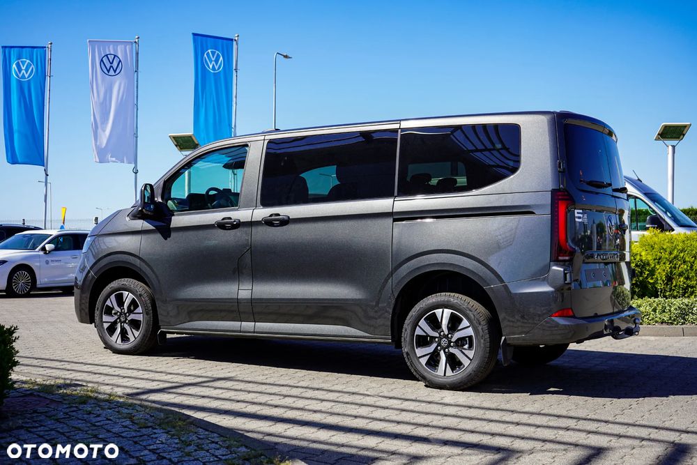 Volkswagen Caravelle - 10