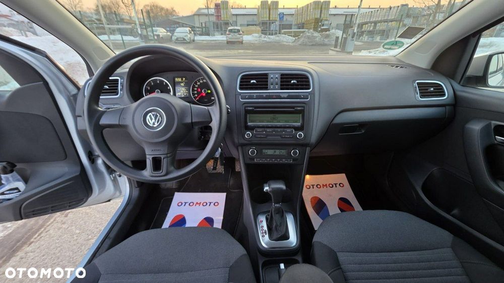 Volkswagen Polo - 16