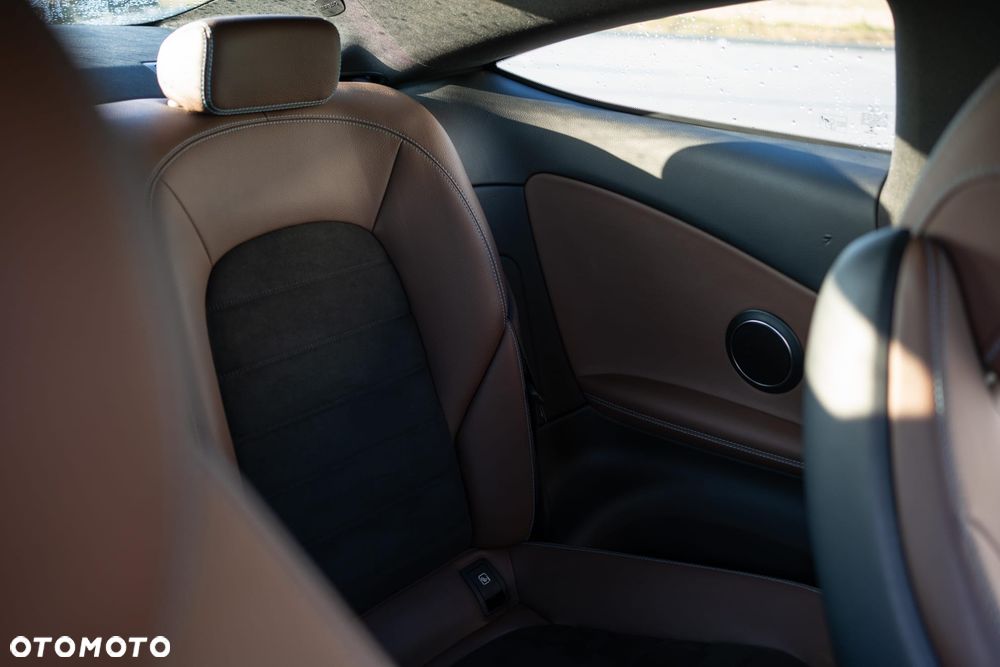 Mercedes-Benz Klasa C 200 7G-TRONIC Edition 1 - 27