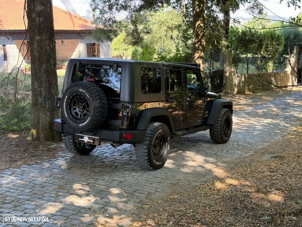 Jeep Wrangler - 7