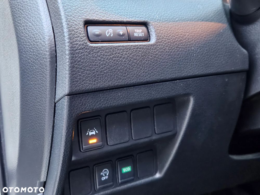 Nissan Qashqai 1.2 DIG-T N-Connecta Xtronic EU6 - 14