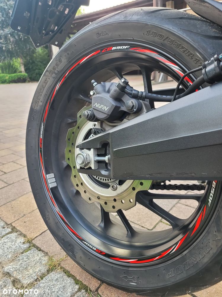 Honda CB - 11