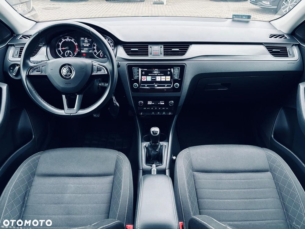 Skoda RAPID Spb 1.0 TSI Style - 18