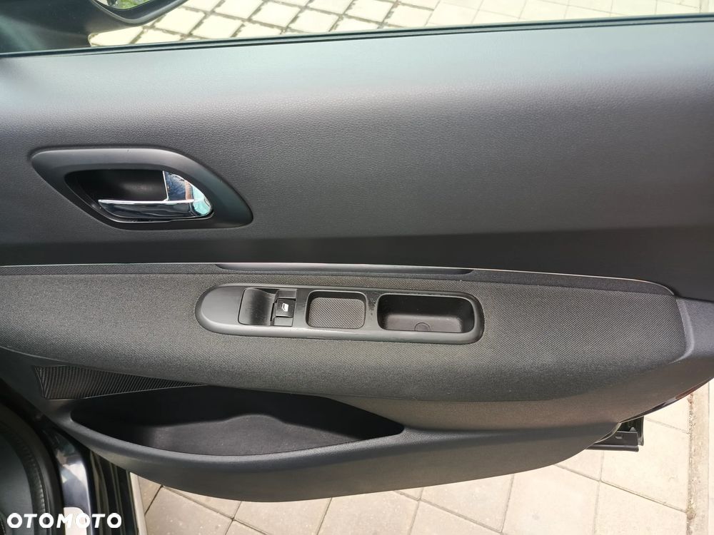 Peugeot 3008 1.6 HDi Premium - 26