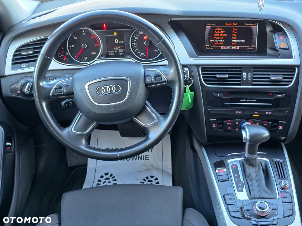 Audi A4 Avant 2.0 TDI Quattro Design S tronic - 30