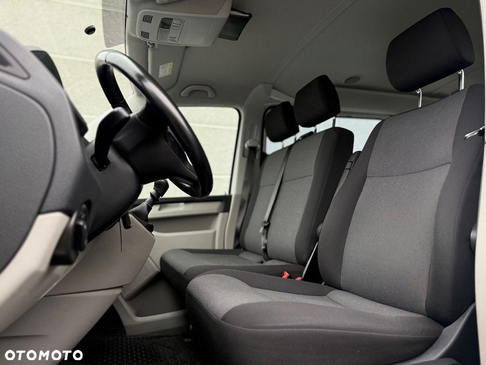 Volkswagen Transporter - 9