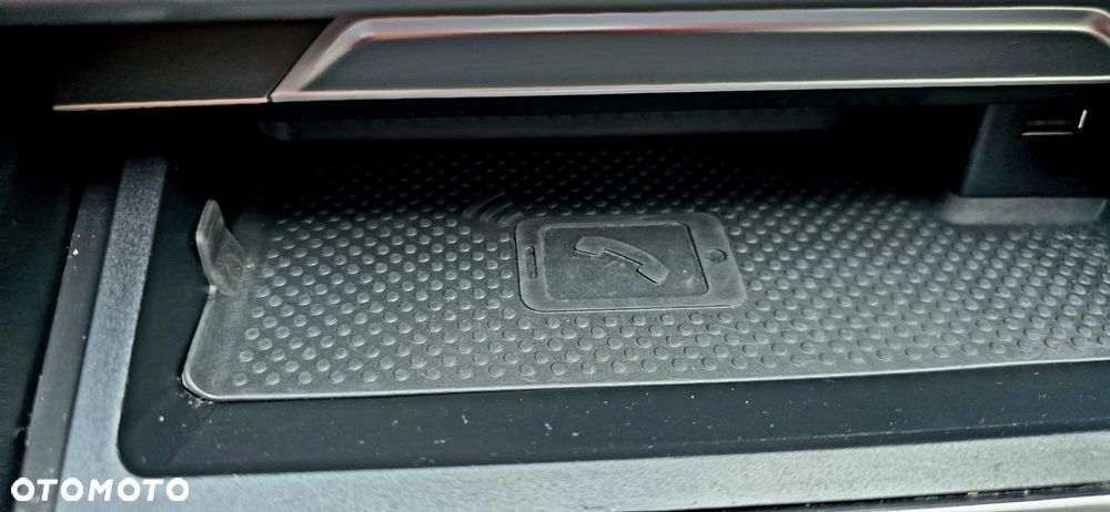 Volkswagen Passat 1.6 TDI (BlueMotion Technology) DSG Comfortline - 18