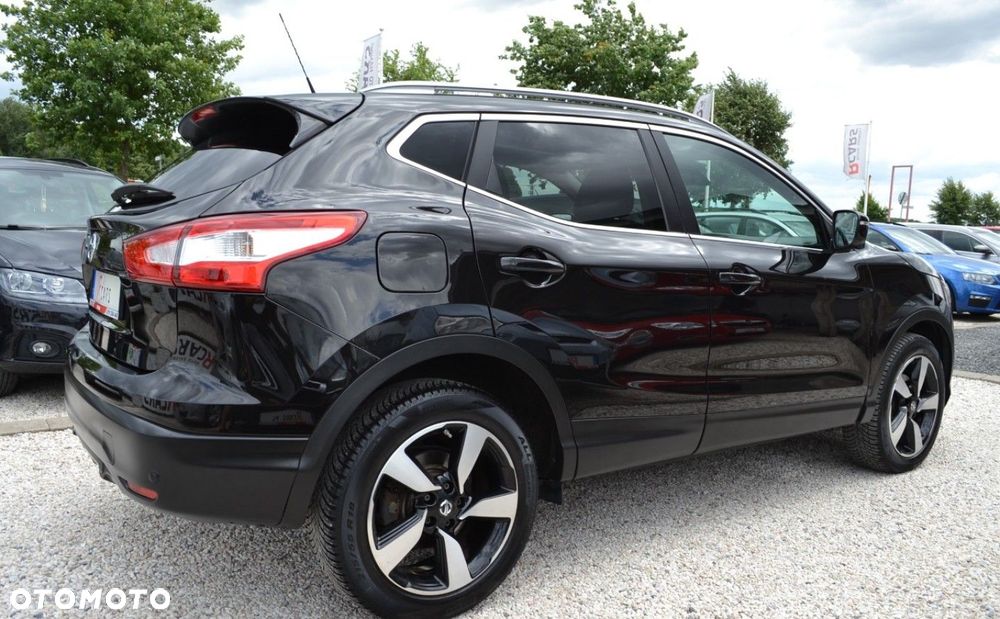 Nissan Qashqai 1.6 dCi Xtronic TEKNA+ - 14