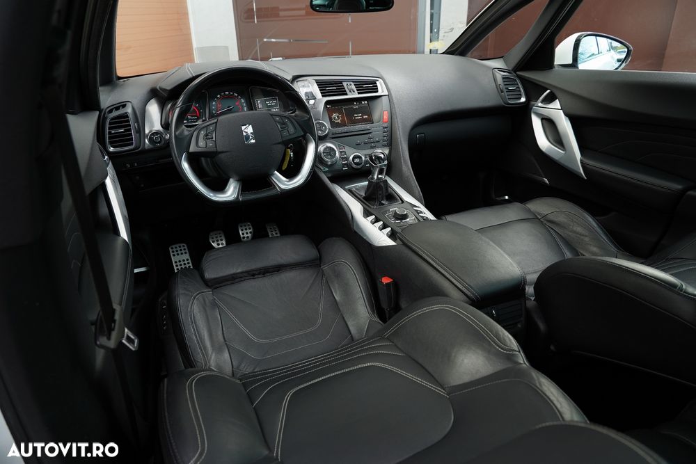 Citroën DS5 HDi 165 Chic - 14