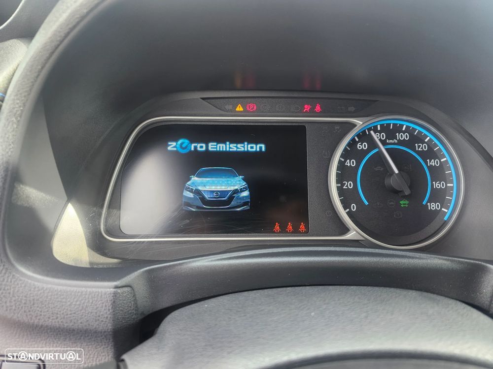 Nissan Leaf N-Connecta - 17