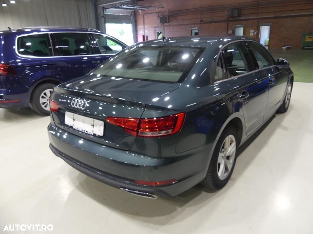 Audi A4 Limuzina 2.0 TDI S tronic - 2
