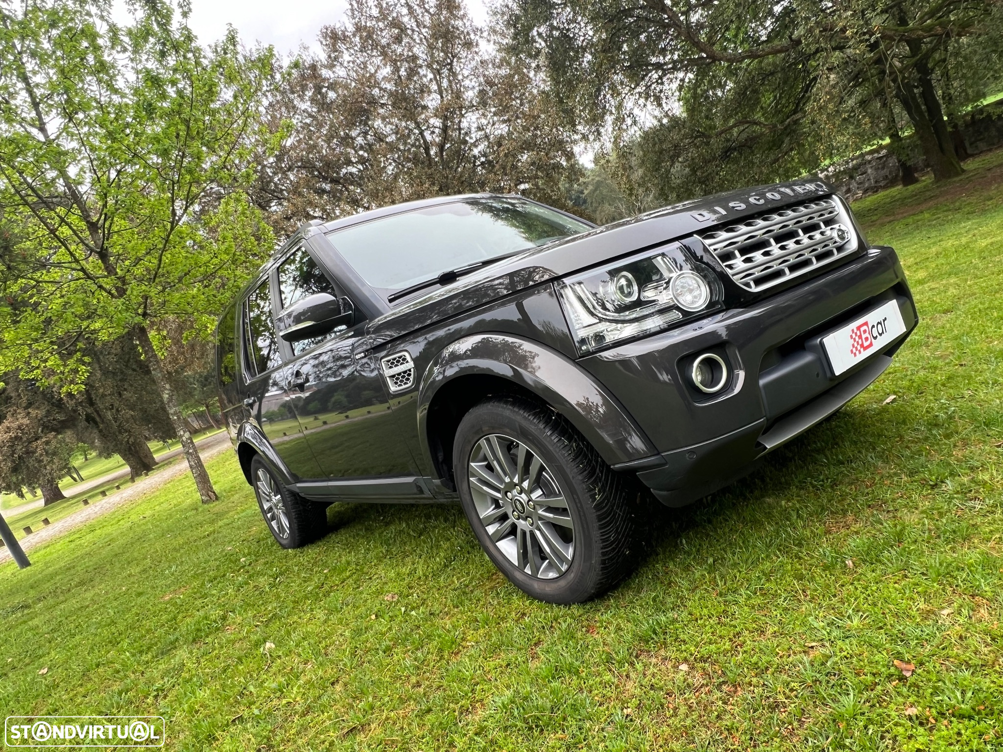 Land Rover Discovery SD V6 HSE - 2