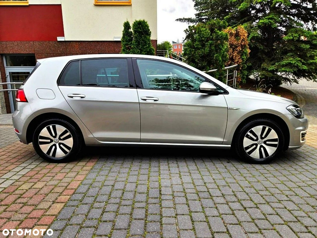 Volkswagen Golf e-Golf - 5