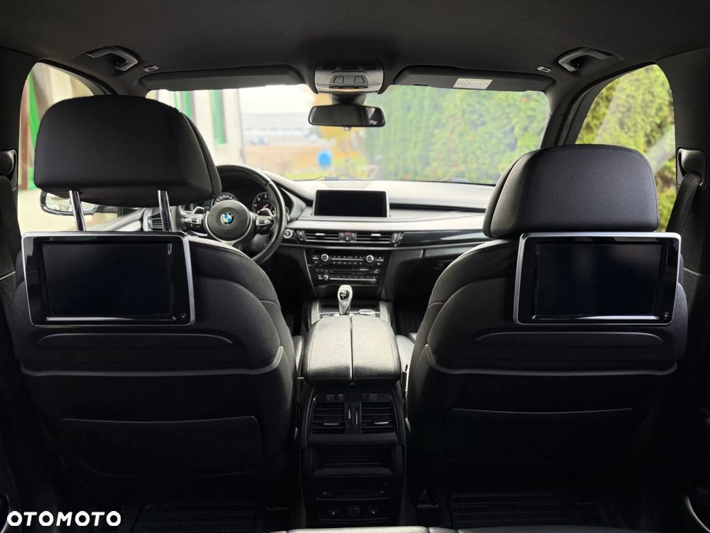 BMW X5 M M50d - 14