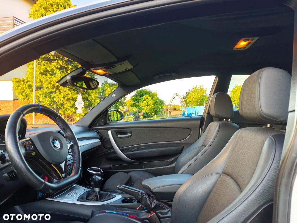 BMW Seria 1 118d - 25