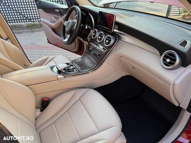 Mercedes-Benz GLC 250 4MATIC - 10