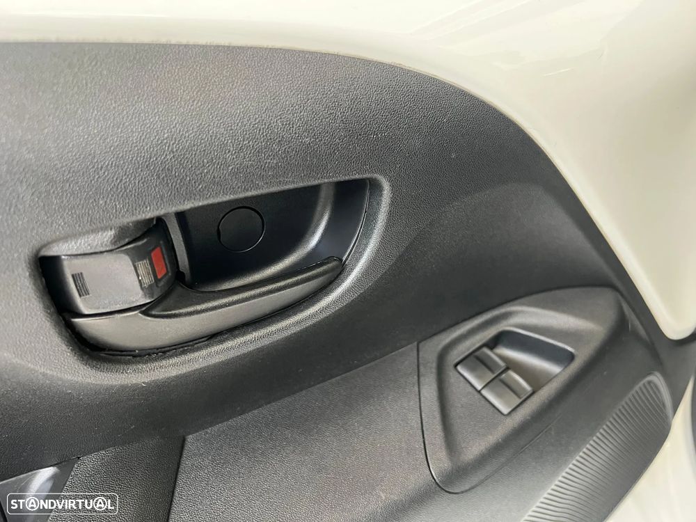 Peugeot 108 1.0 VTi Allure - 12