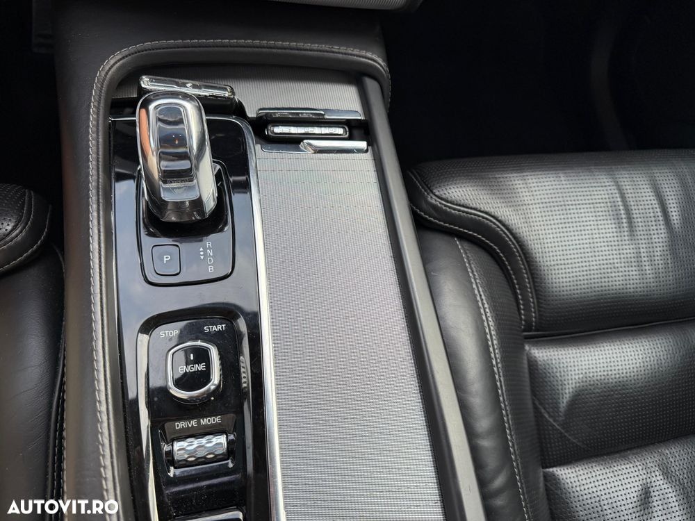 Volvo XC 90 T8 Twin Engine AWD Inscription - 35