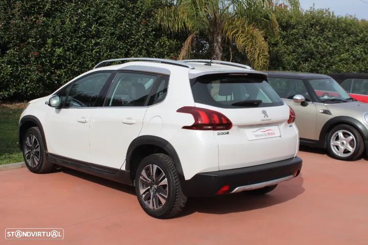Peugeot 2008 1.2 PureTech Allure - 14