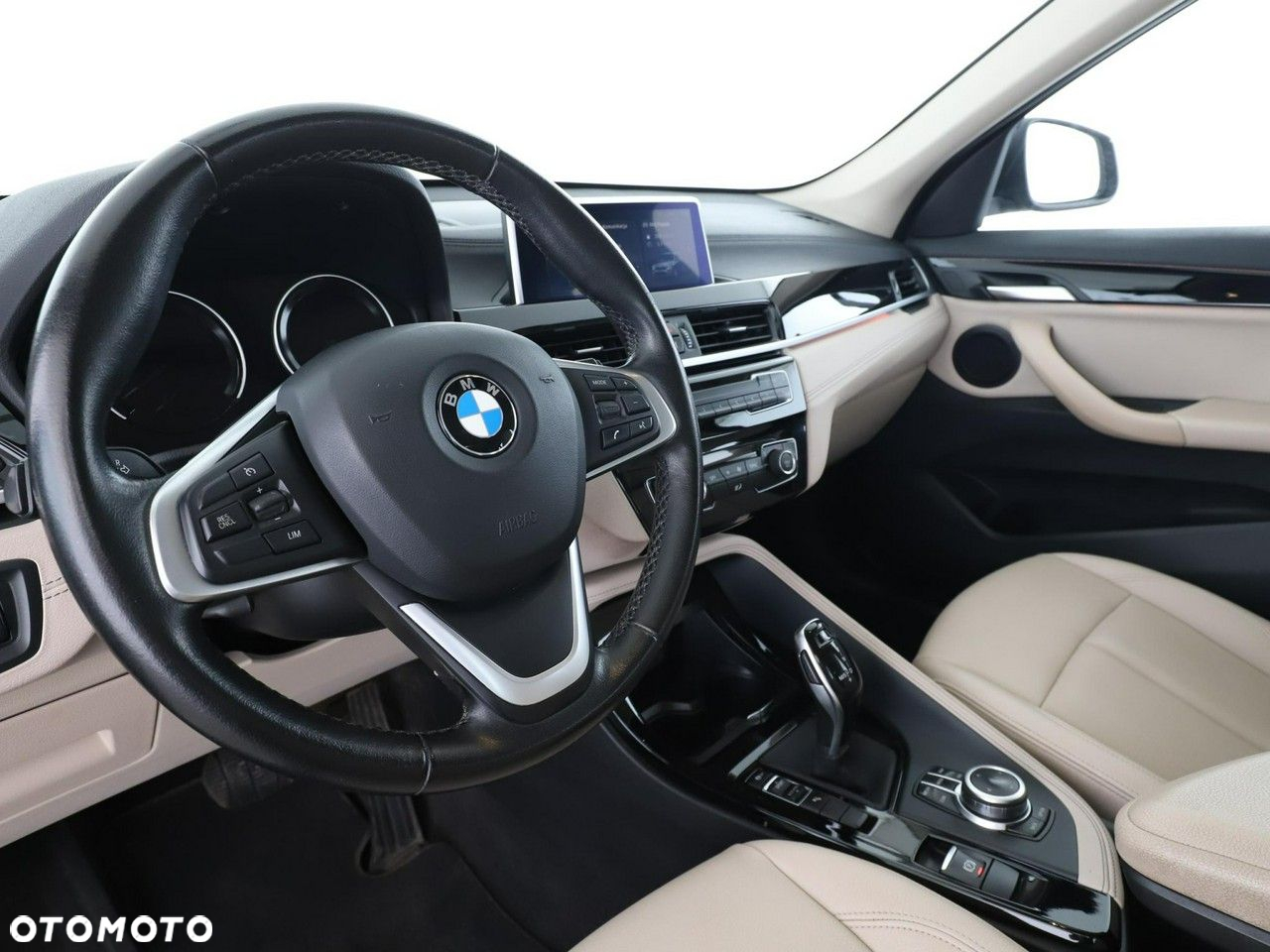 BMW X1 sDrive18d xLine - 14