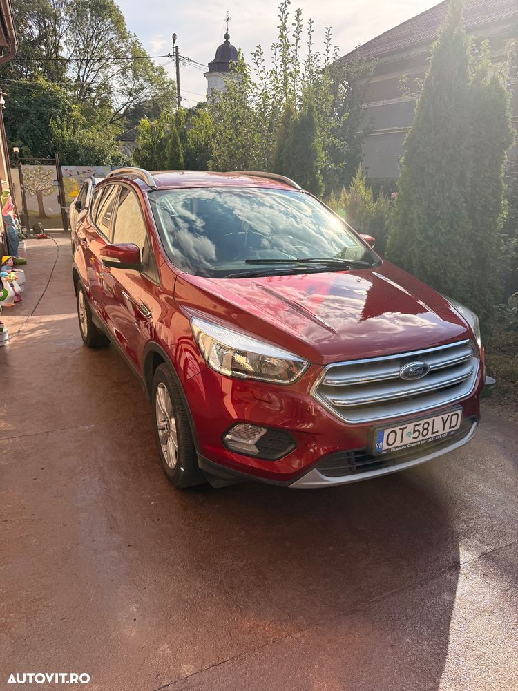 Ford Kuga - 2