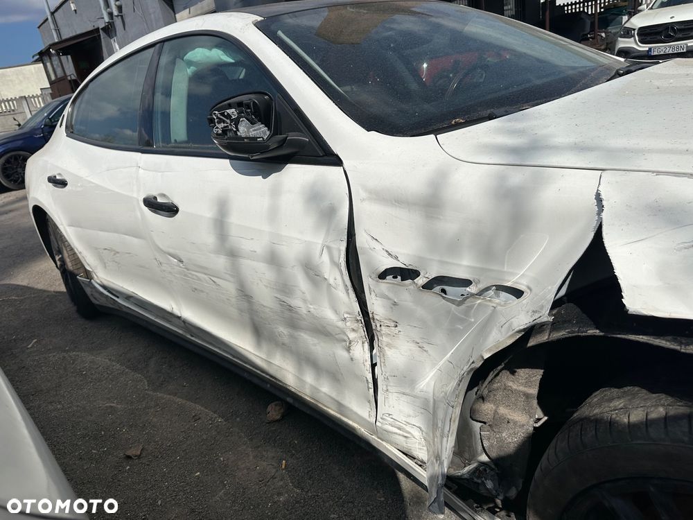 Maserati Quattroporte Q4 GranLusso - 5