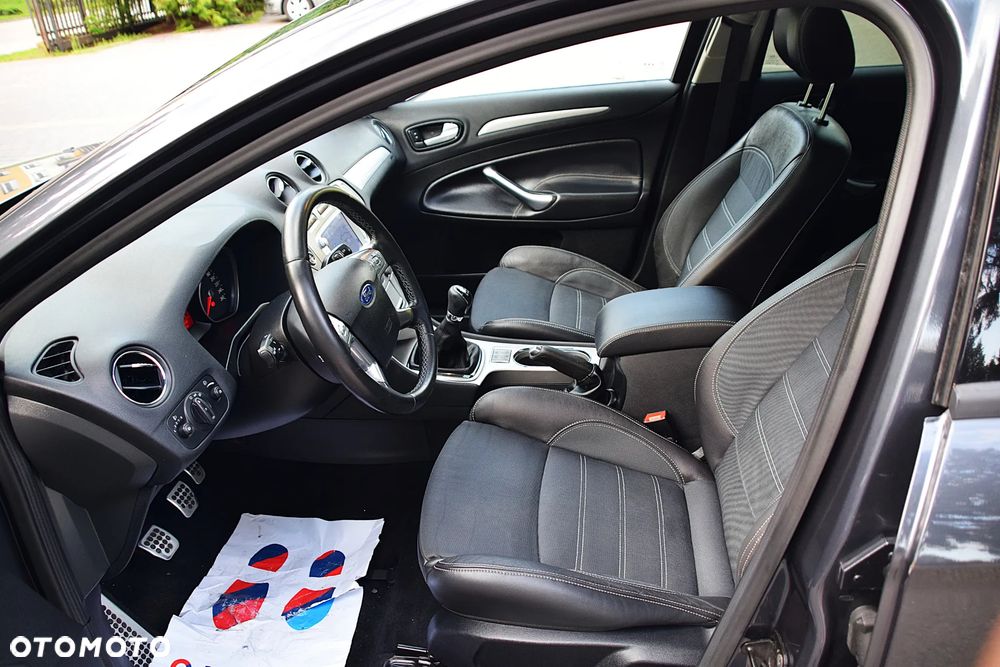 Ford Mondeo 2.0 Viva Titanium - 27