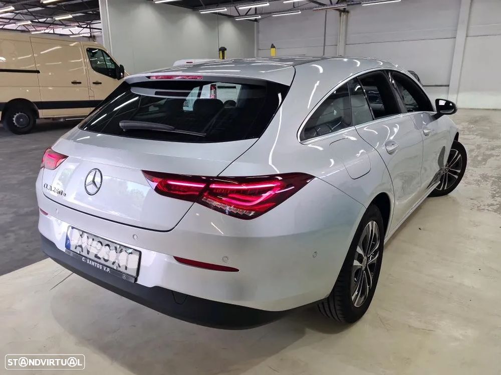 Mercedes-Benz CLA 250 e Shooting Brake Style Plus - 3