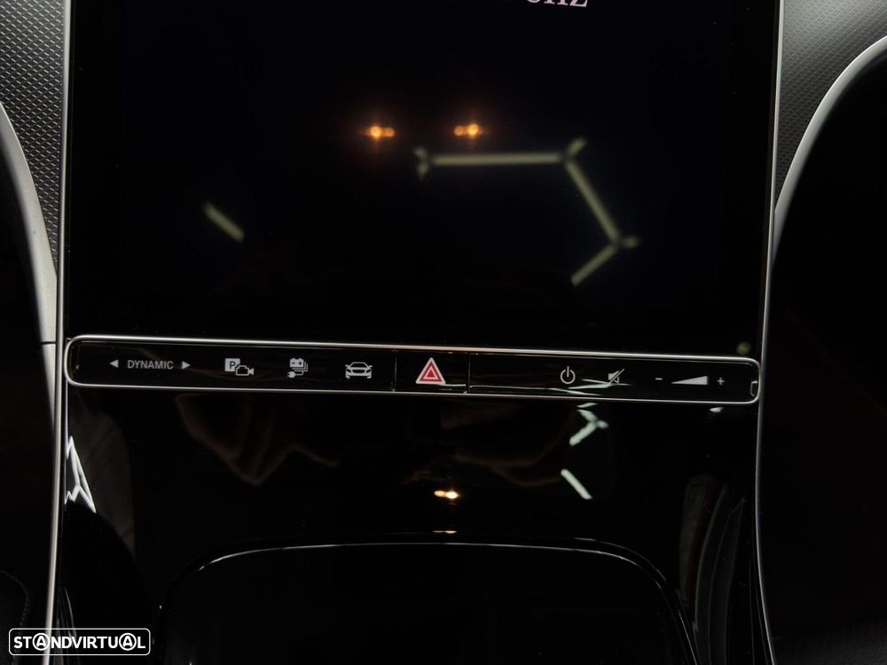 Mercedes-Benz C 300 e T 9G-TRONIC Avantgarde - 18