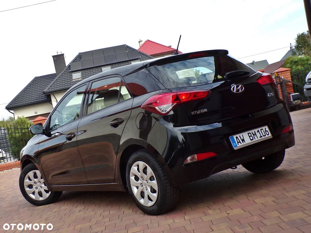 Hyundai I20 2016 photo 2