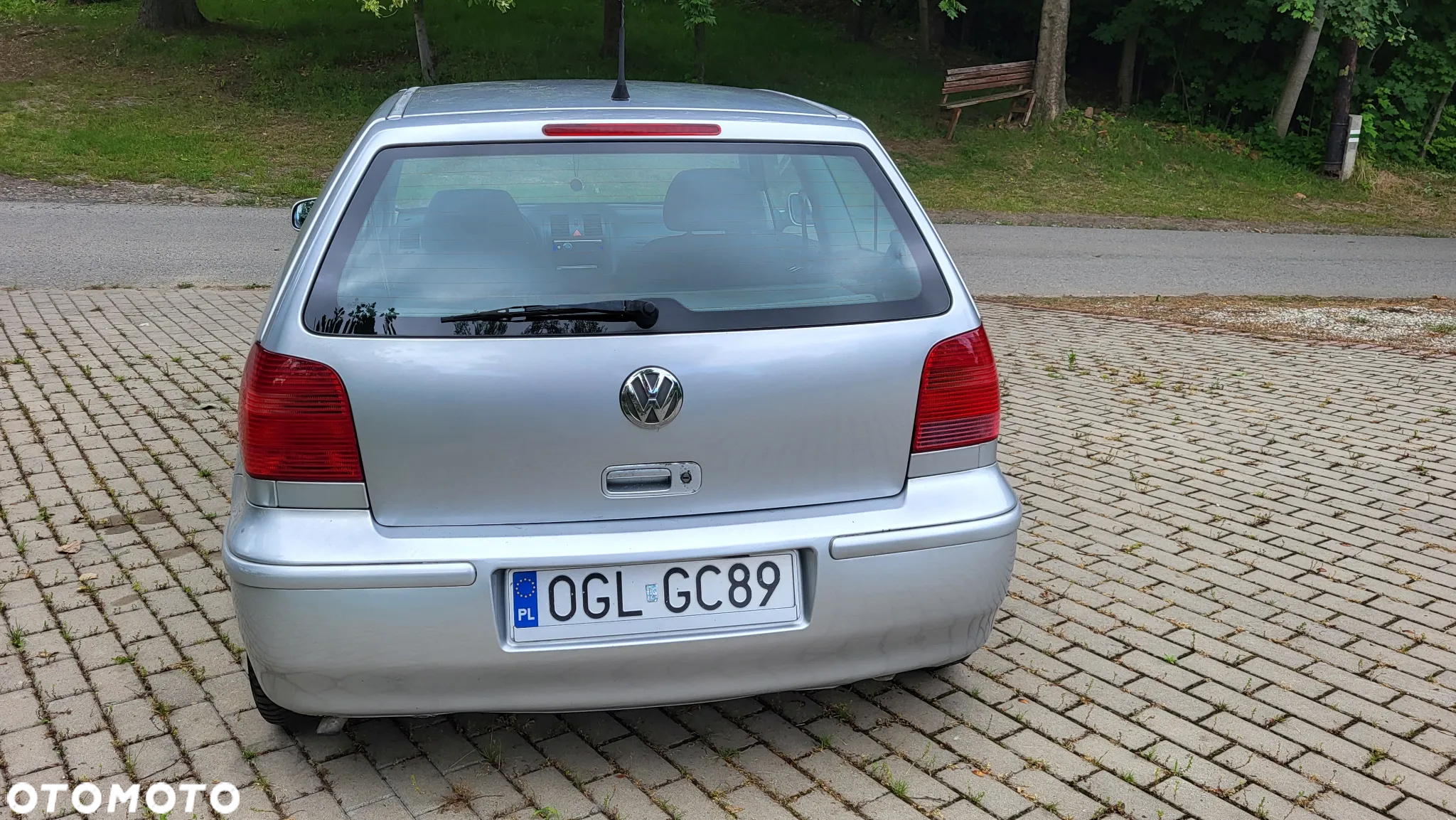 Volkswagen Polo 1.4 Basis - 2