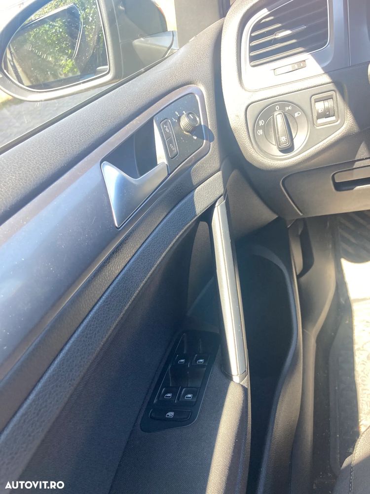 Volkswagen Golf 1.2 TSI DSG BMT Trendline - 9