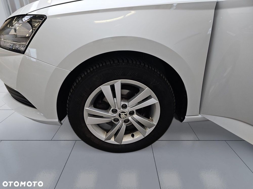 Skoda Fabia 1.0 TSI Ambition - 34