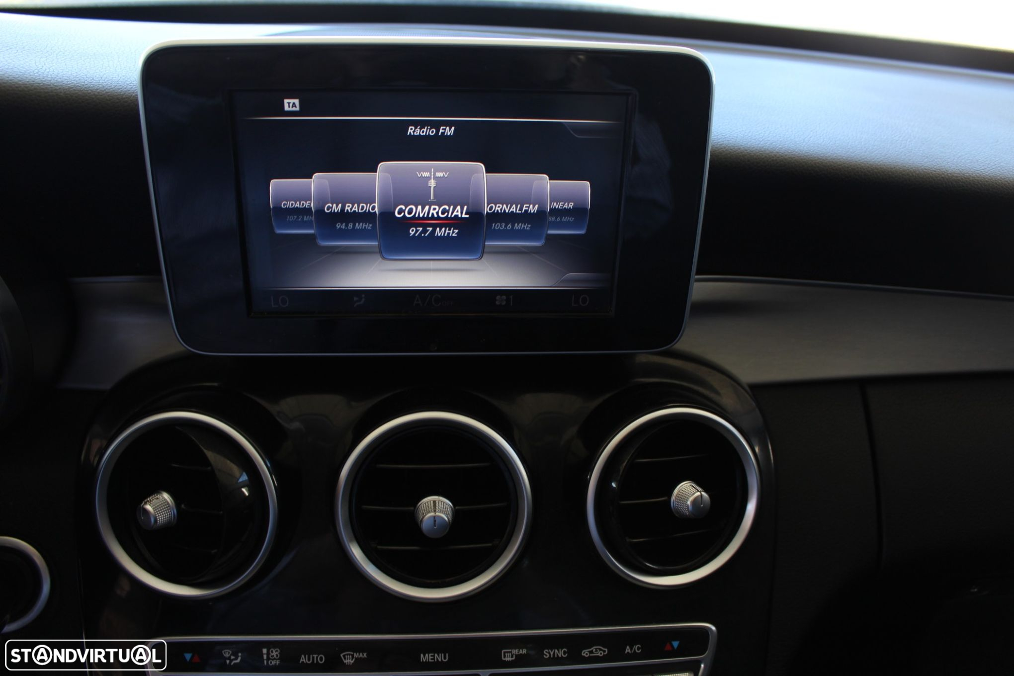 Mercedes-Benz C 250 BlueTEC Avantgarde+ Aut. - 26