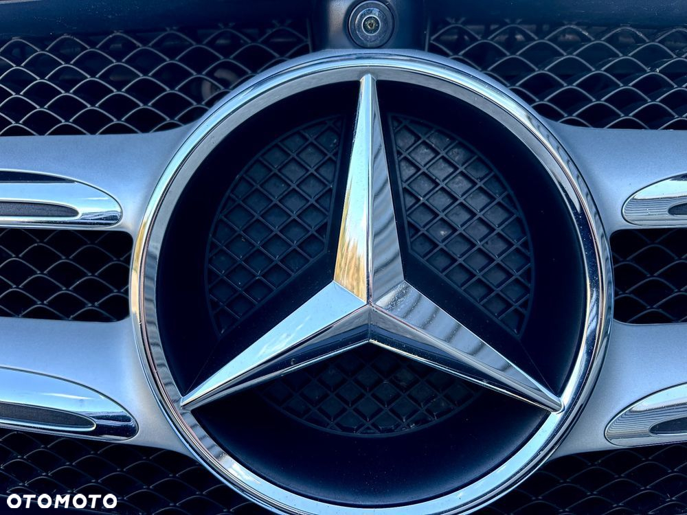 Mercedes-Benz Klasa E 220 d 9G-TRONIC AMG Line - 12