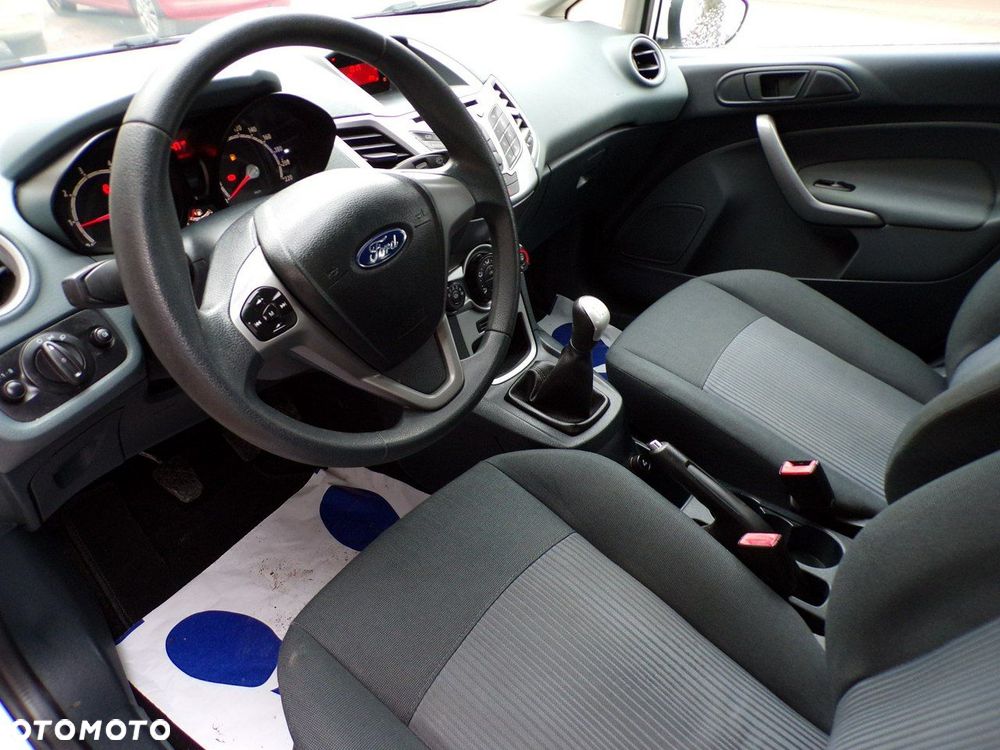 Ford Fiesta 1.25 Trend EU5 - 17