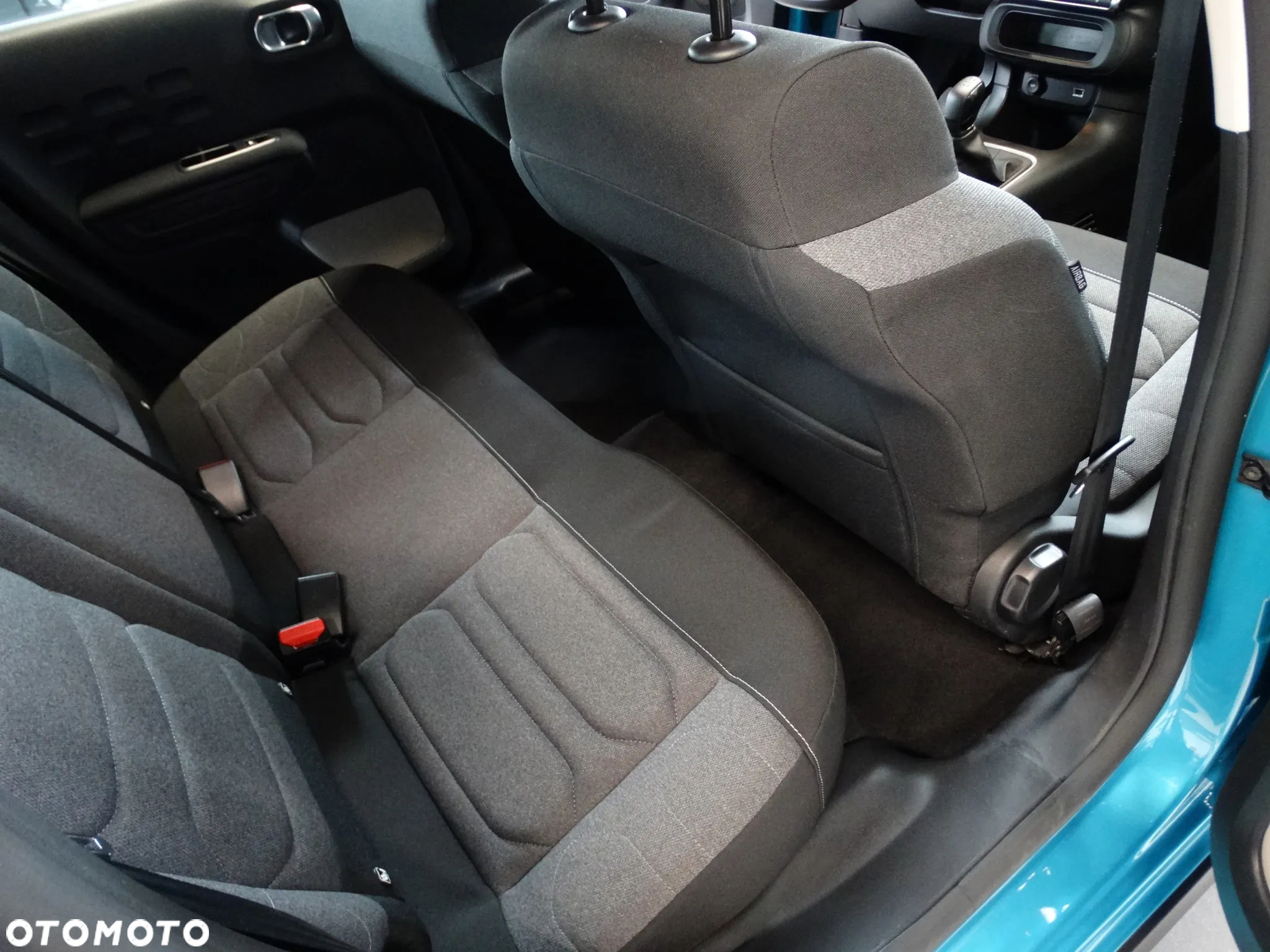 Citroën C3 1.2 PureTech Shine - 32