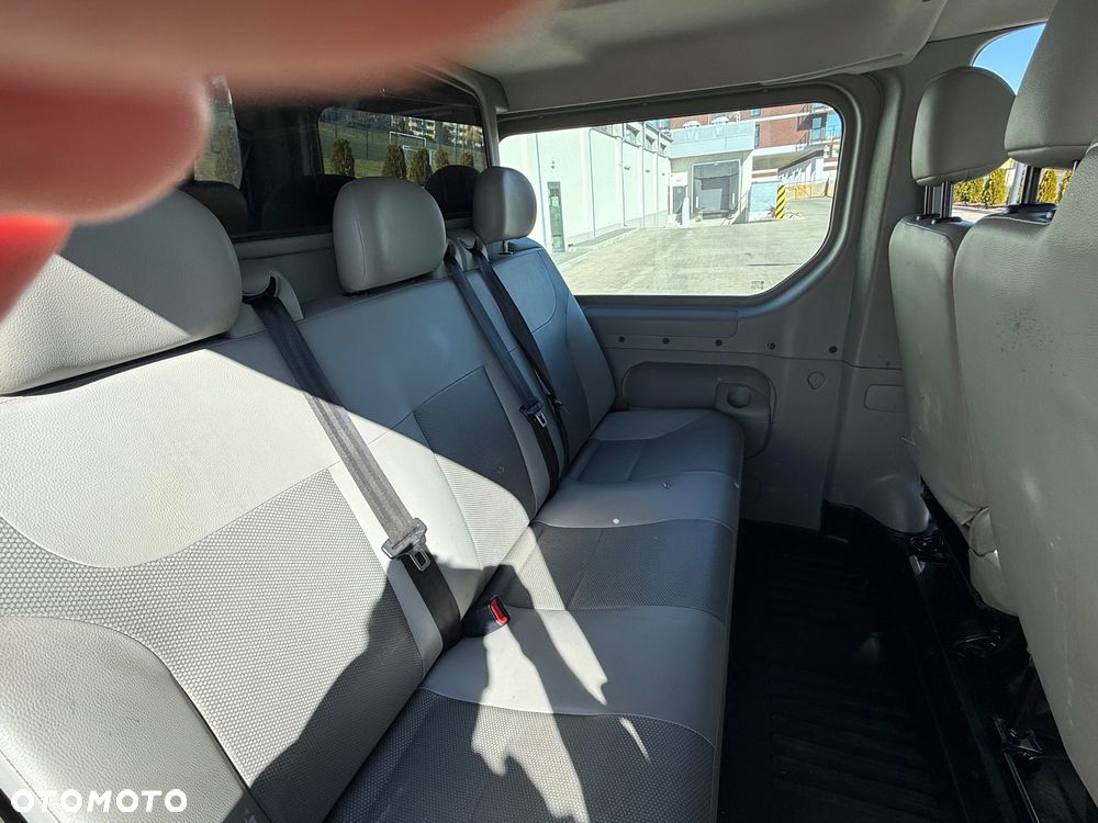 Opel Vivaro - 9
