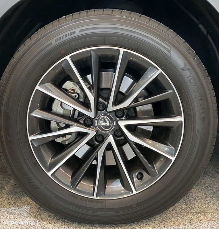 Lexus NX 450h+ Executive Plus - 5