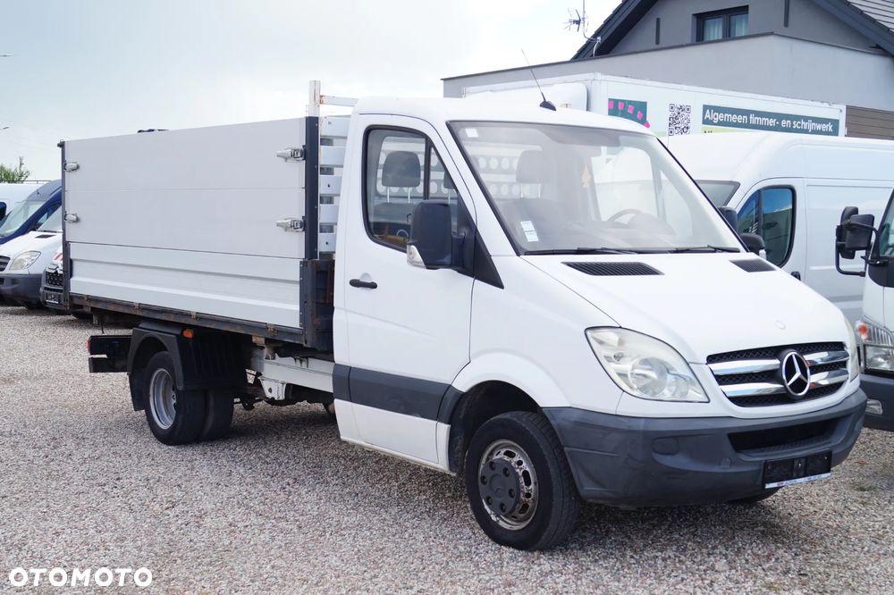 Mercedes-Benz Sprinter - 11